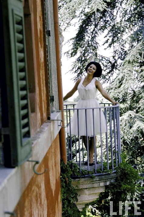 Sophia Lorens RomanVilla-l