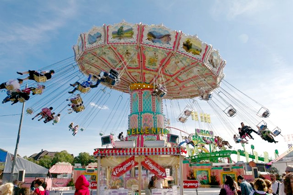 _wiesn_01-wellenflug