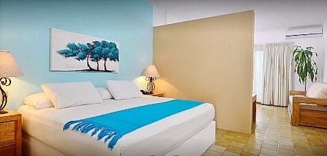 Emperador Vallarta Beachfront Hotel-Suites_2